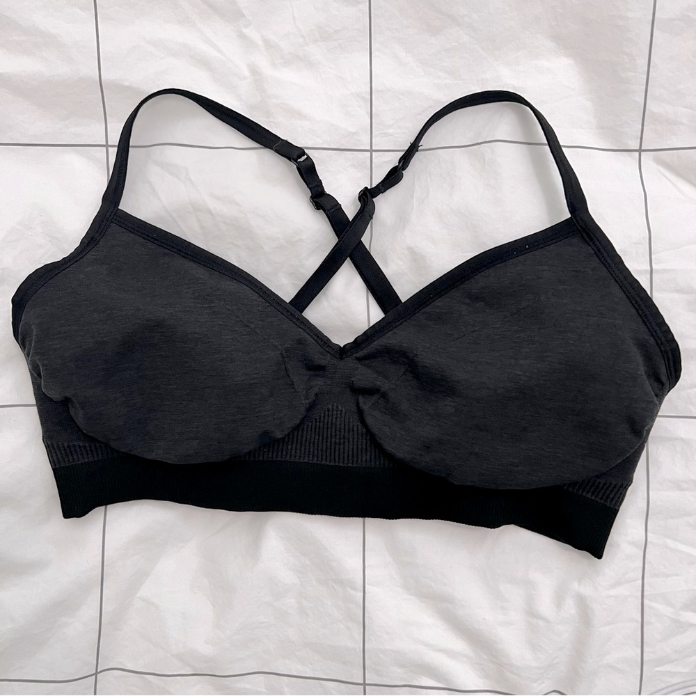 Lululemon Ebb to Street bra